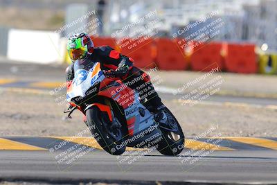 media/Dec-18-2022-SoCal Trackdays (Sun) [[8099a50955]]/Turn 2 (950am)/